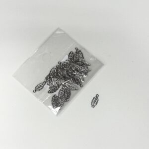 METALNI PRIVJESAK (ČELIK/INOX)  cca50kom