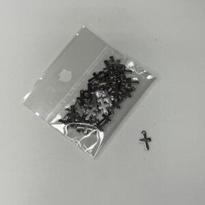 METALNI PRIVJESAK- KRIŽ (ČELIK/INOX)  cca50kom